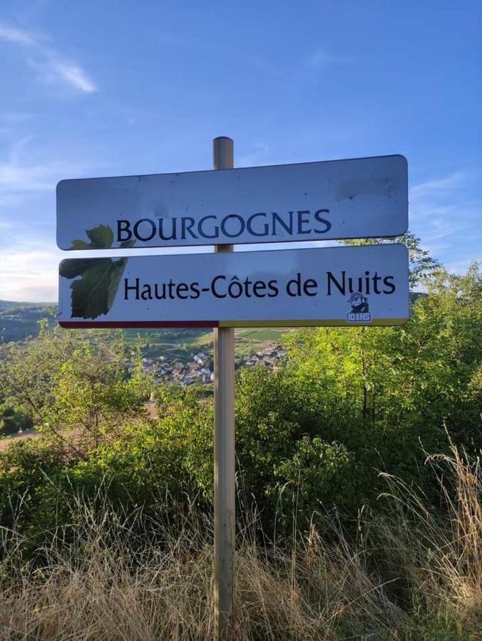 Le Bois De Laval Panzió Marey-les-Fussey Kültér fotó